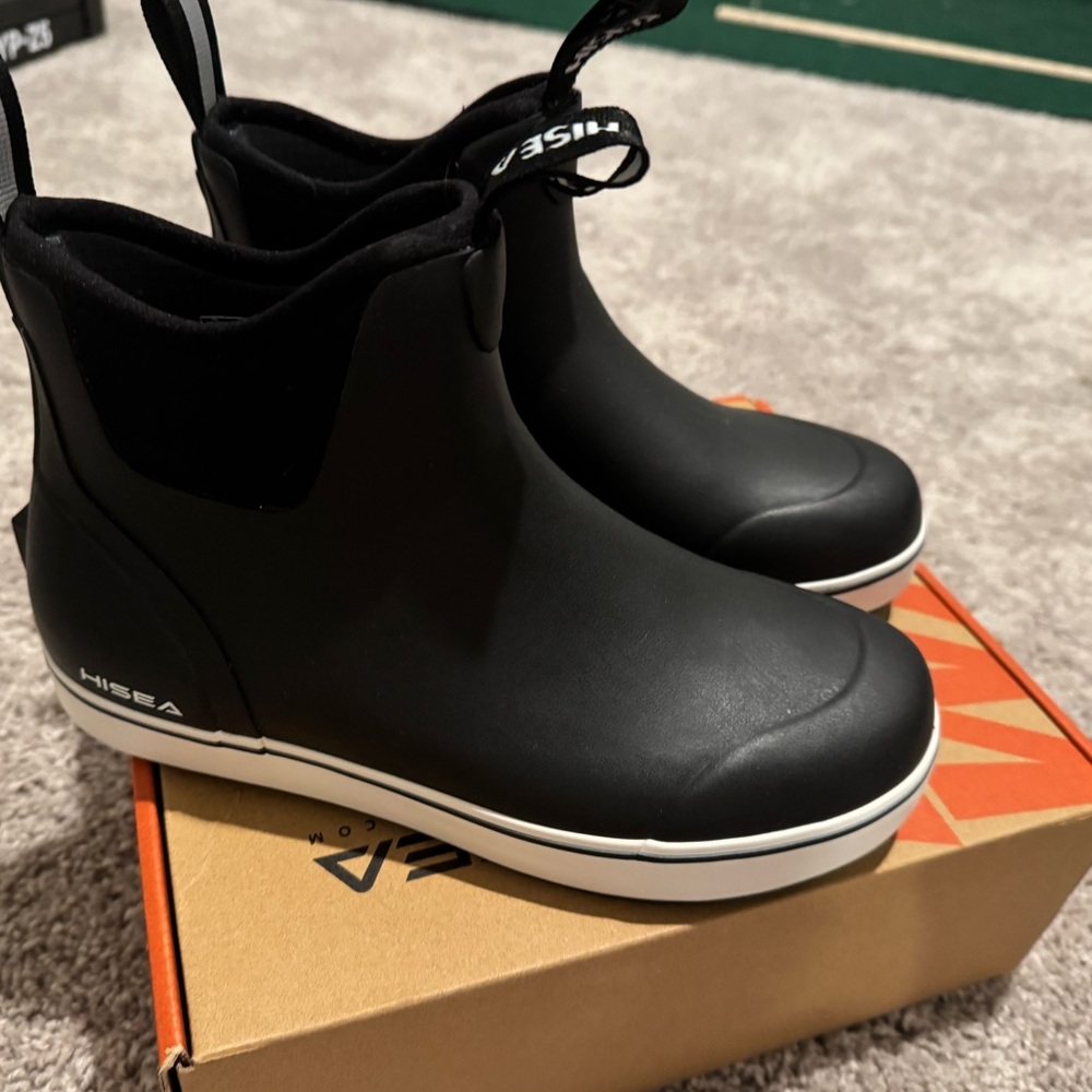 HISEA Women Waterproof Neoprenene EVA Chelsea’s Ankle Boots